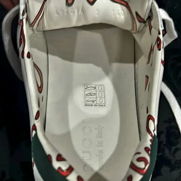 Never worn, no tag Gucci men’s size 8 shoe with Shoe bags shoe id# - Picture 4 of 7